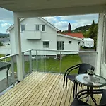 Veien Til Senja 아파트 *