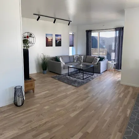 Veien Til Senja * Finnsnes